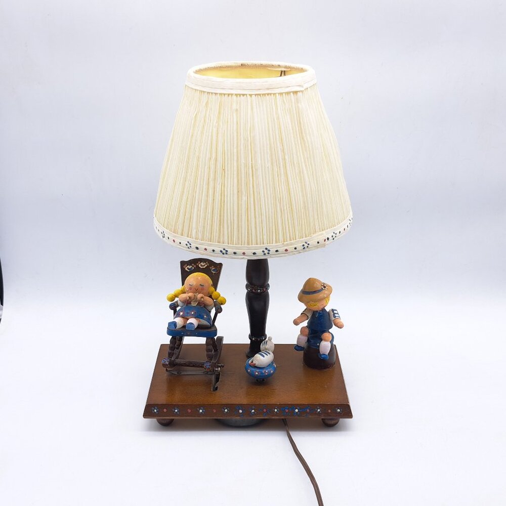 Musical Nursery Lamp